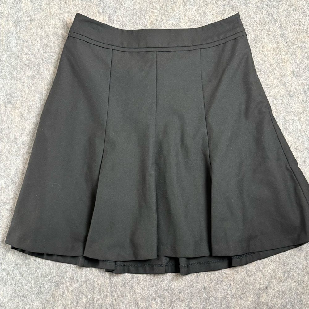 The Limited Women’s Size 4 Black A-Line Pleated Knee Length Pull On Skirt